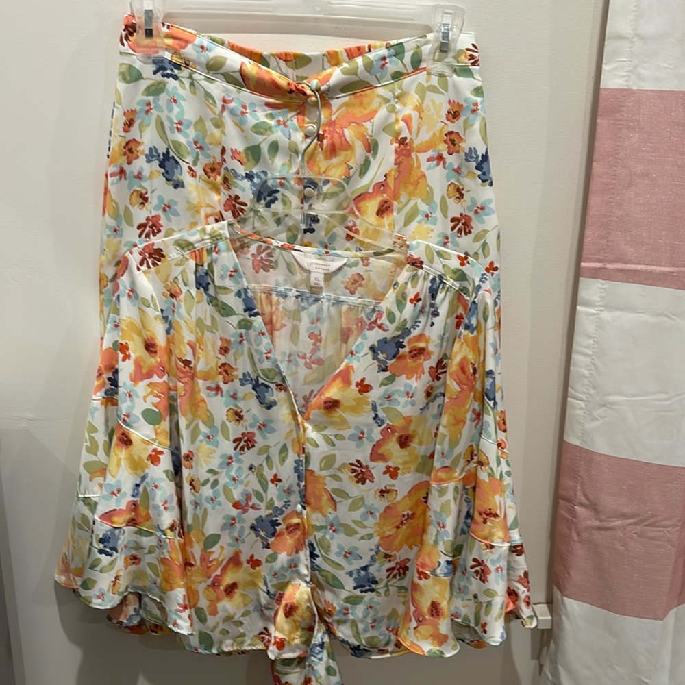 2-piece skirt & blouse set